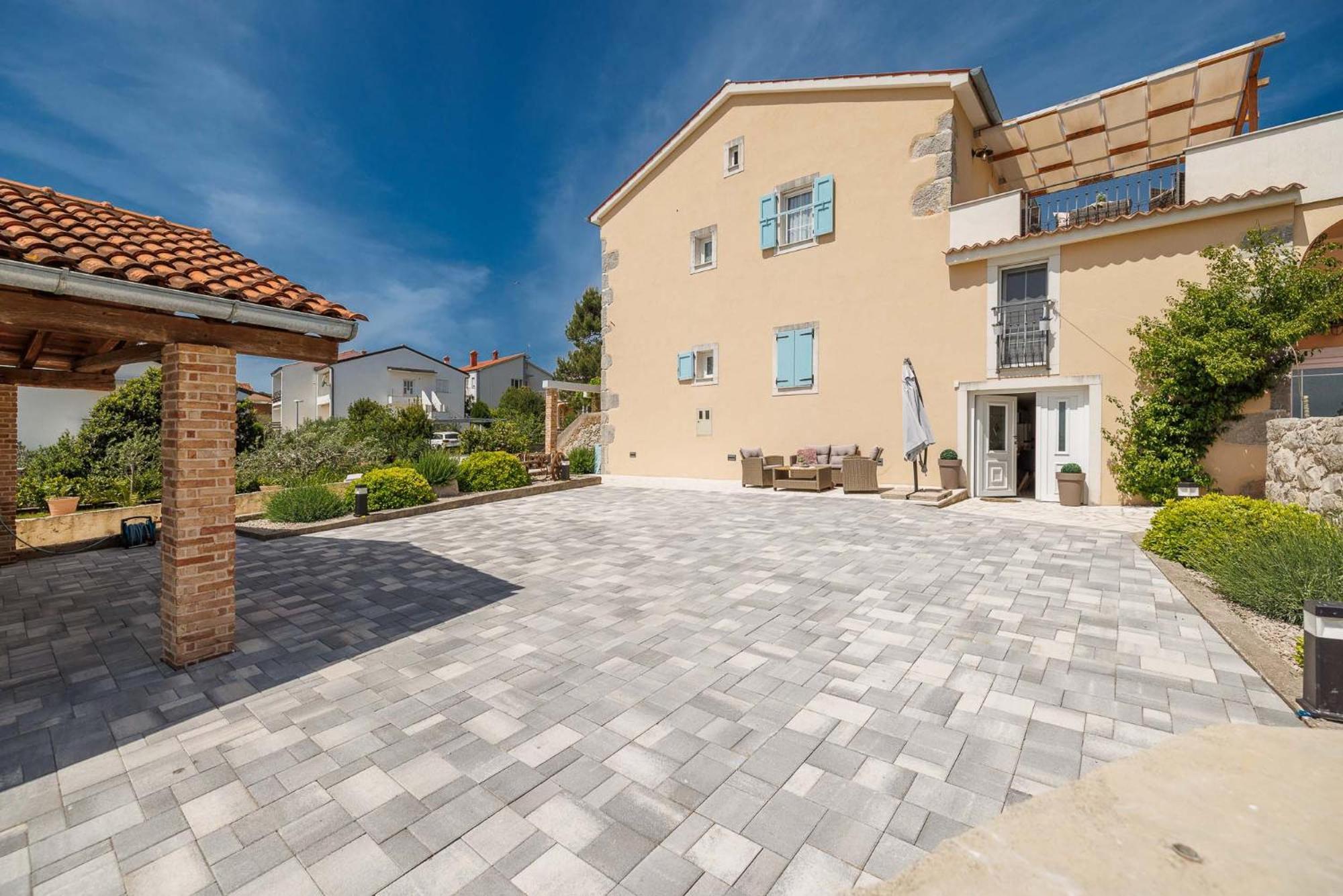 Apartment Marina Kornić Dış mekan fotoğraf