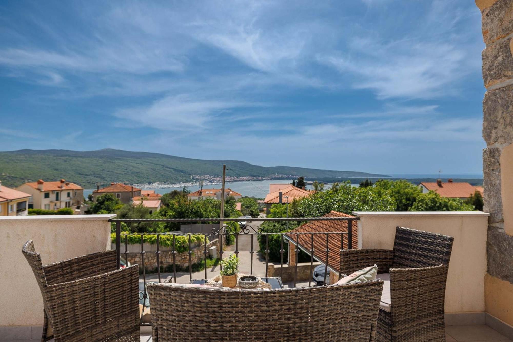 Apartment Marina Kornić Dış mekan fotoğraf
