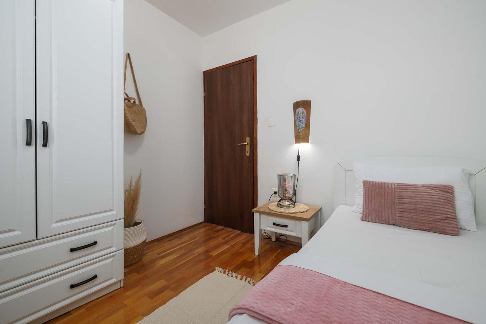 Apartment Marina Kornić Dış mekan fotoğraf